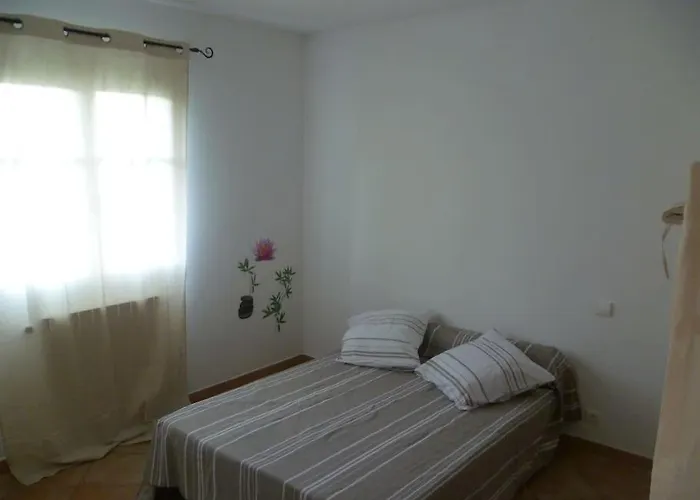 Bas De De 90m² Entre * Talasani